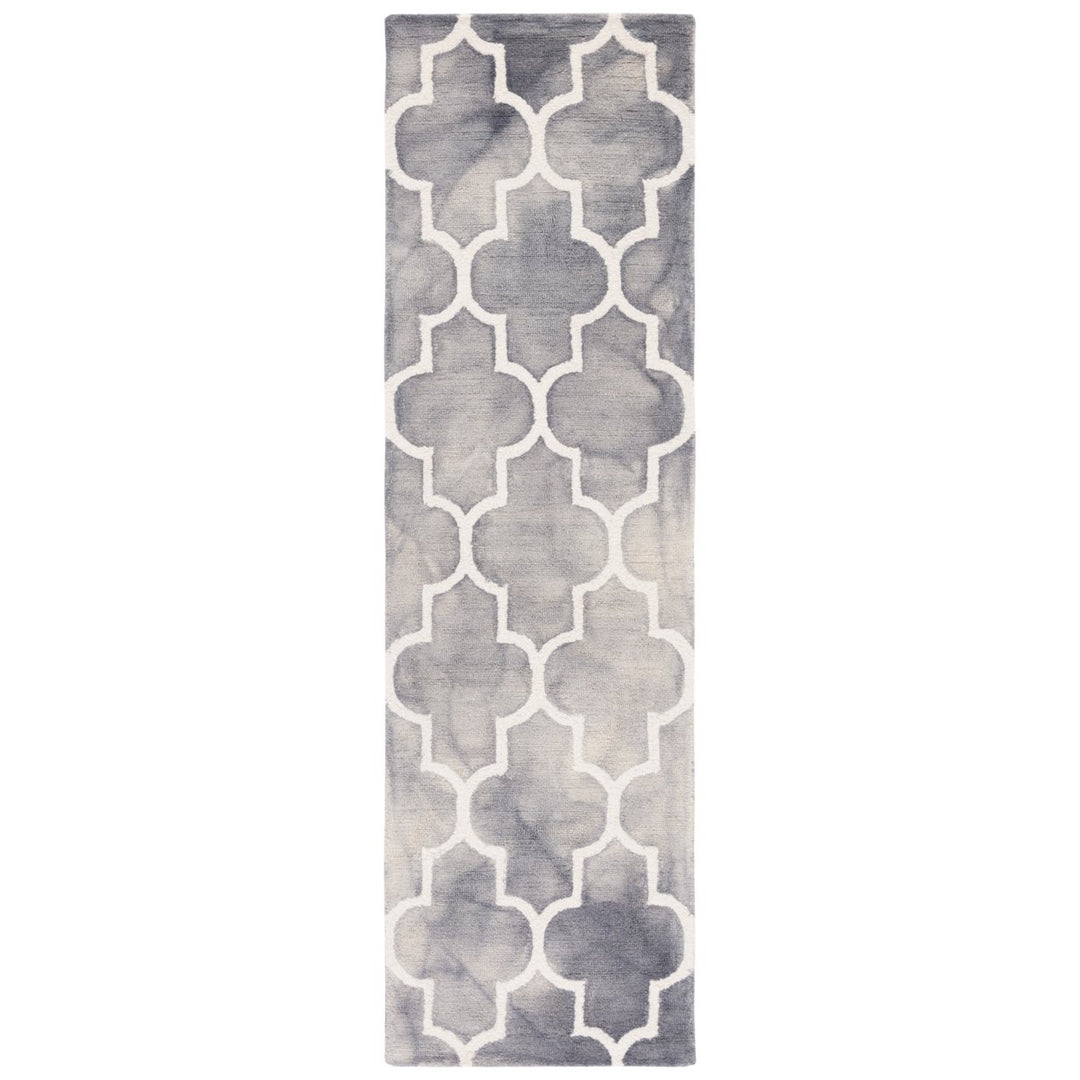 SAFAVIEH Dip Dye DDY535C Handmade Grey / Ivory Rug Image 1