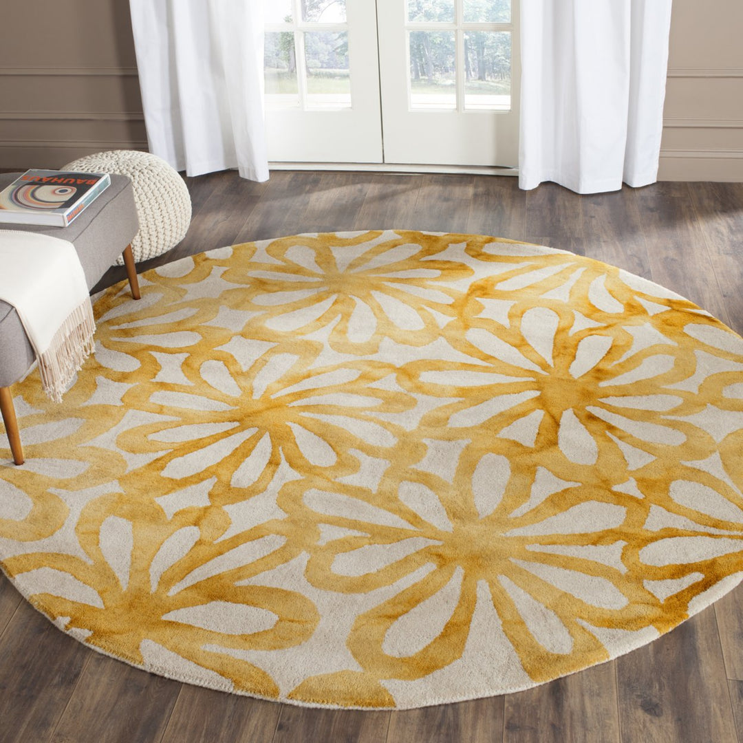 SAFAVIEH Dip Dye DDY527M Handmade Beige / Gold Rug Image 9