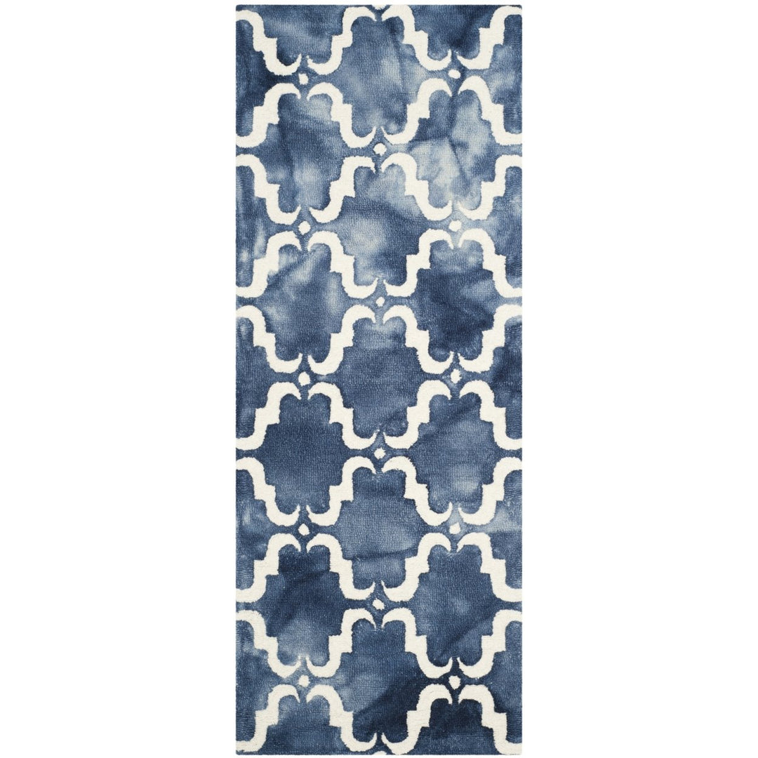 SAFAVIEH Dip Dye DDY536N Handmade Navy / Ivory Rug Image 1