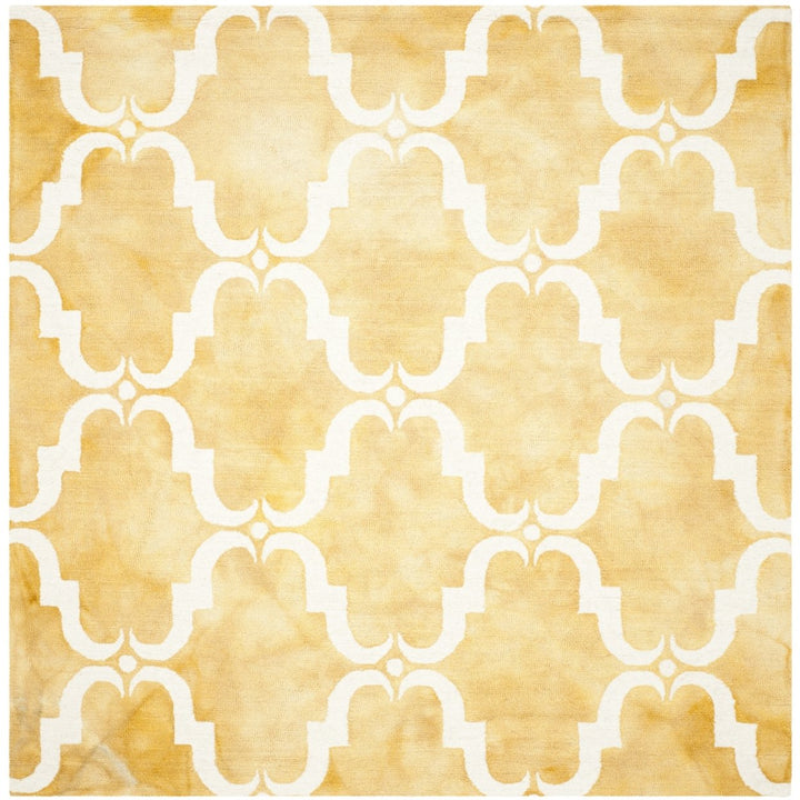 SAFAVIEH Dip Dye DDY536H Handmade Gold / Ivory Rug Image 9