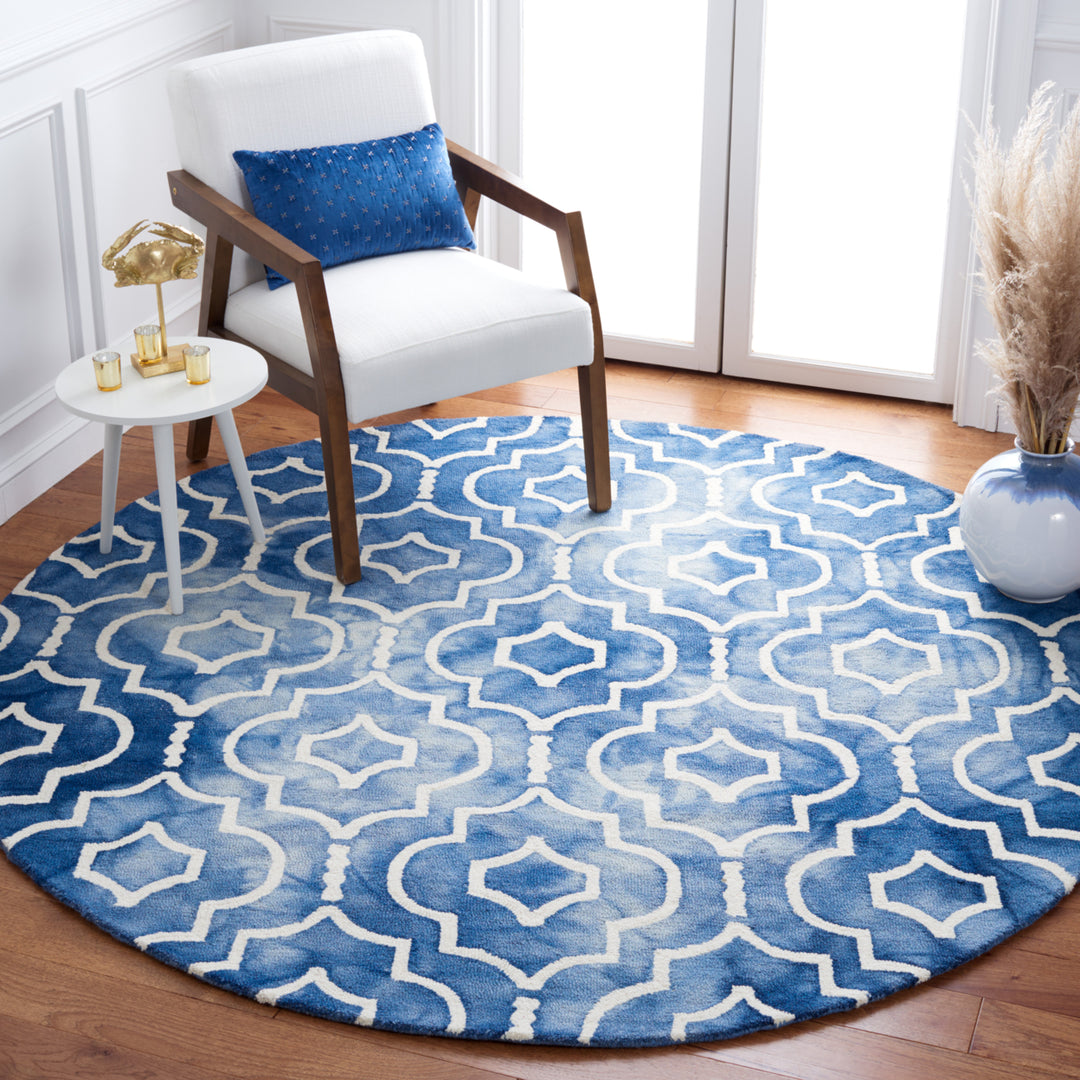 SAFAVIEH Dip Dye DDY538K Handmade Blue / Ivory Rug Image 11