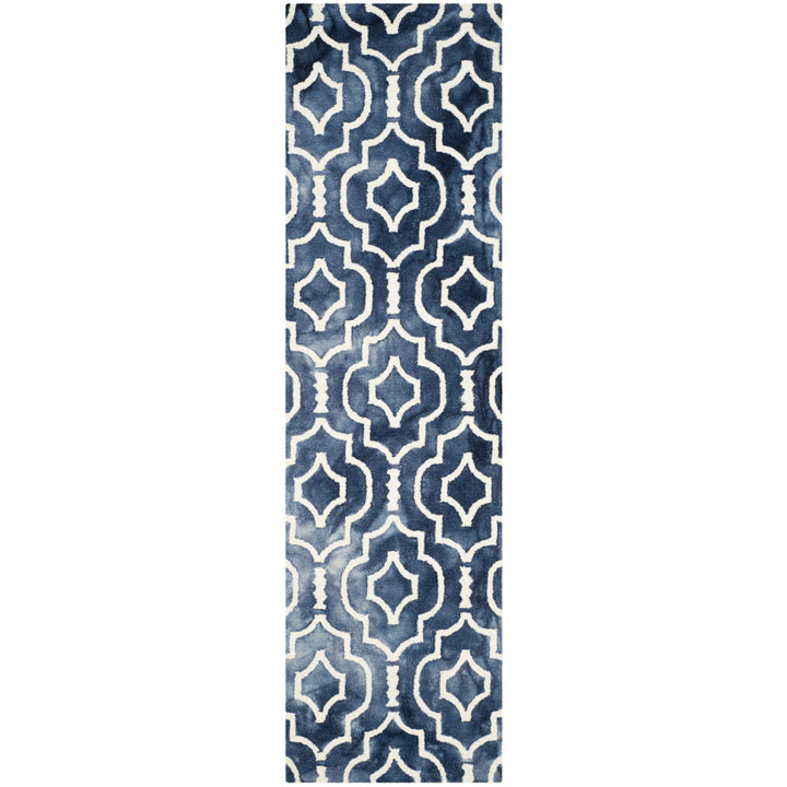 SAFAVIEH Dip Dye DDY538N Handmade Navy / Ivory Rug Image 5