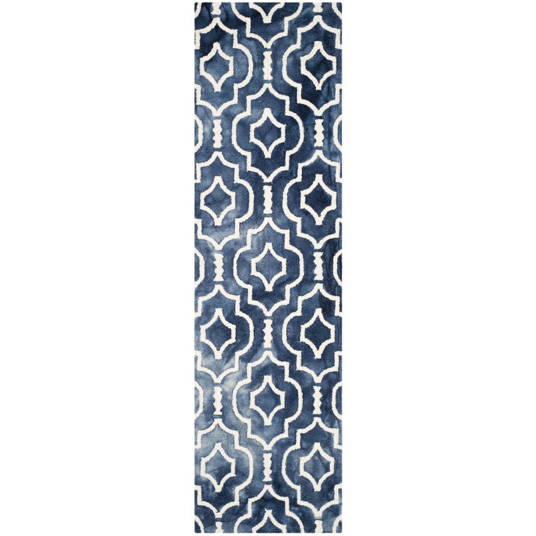 SAFAVIEH Dip Dye DDY538N Handmade Navy / Ivory Rug Image 1