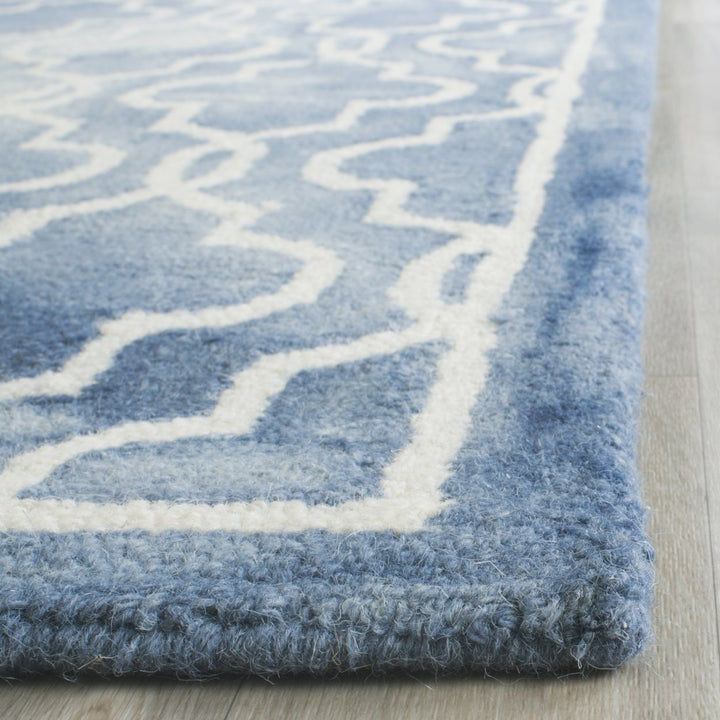 SAFAVIEH Dip Dye DDY539K Handmade Blue / Ivory Rug Image 7