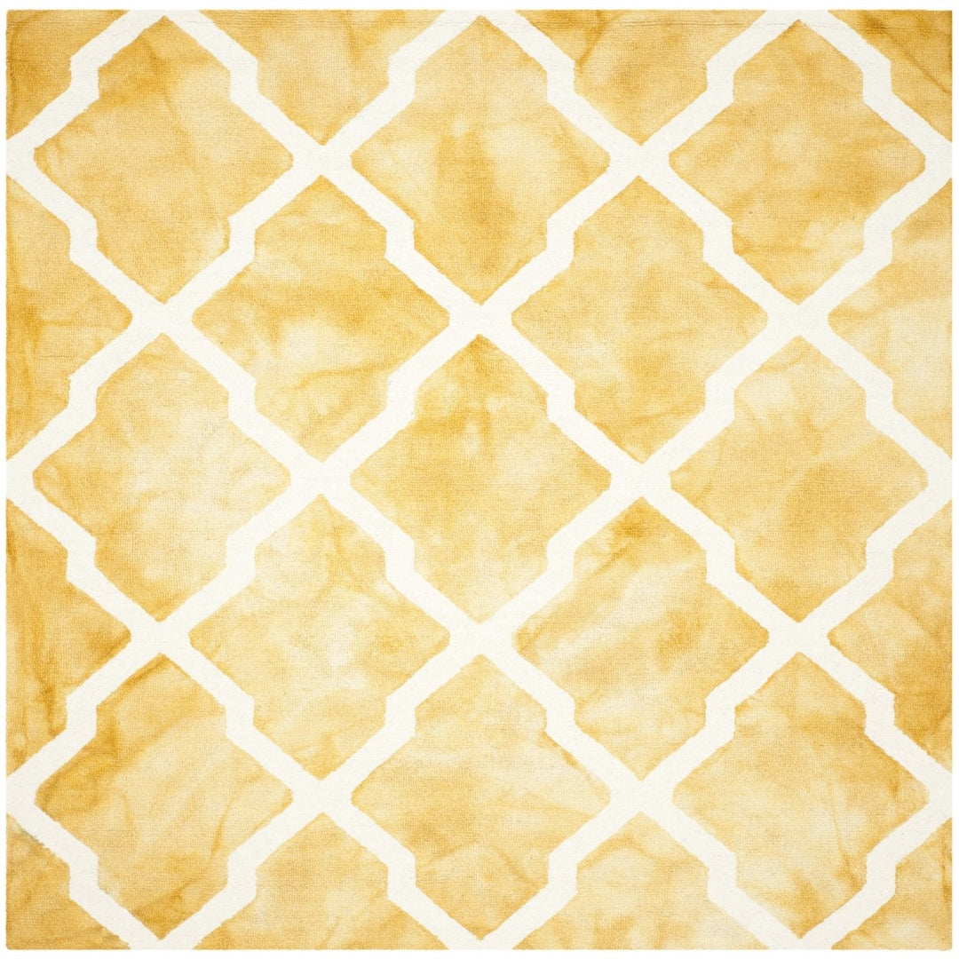 SAFAVIEH Dip Dye DDY540H Handmade Gold / Ivory Rug Image 1