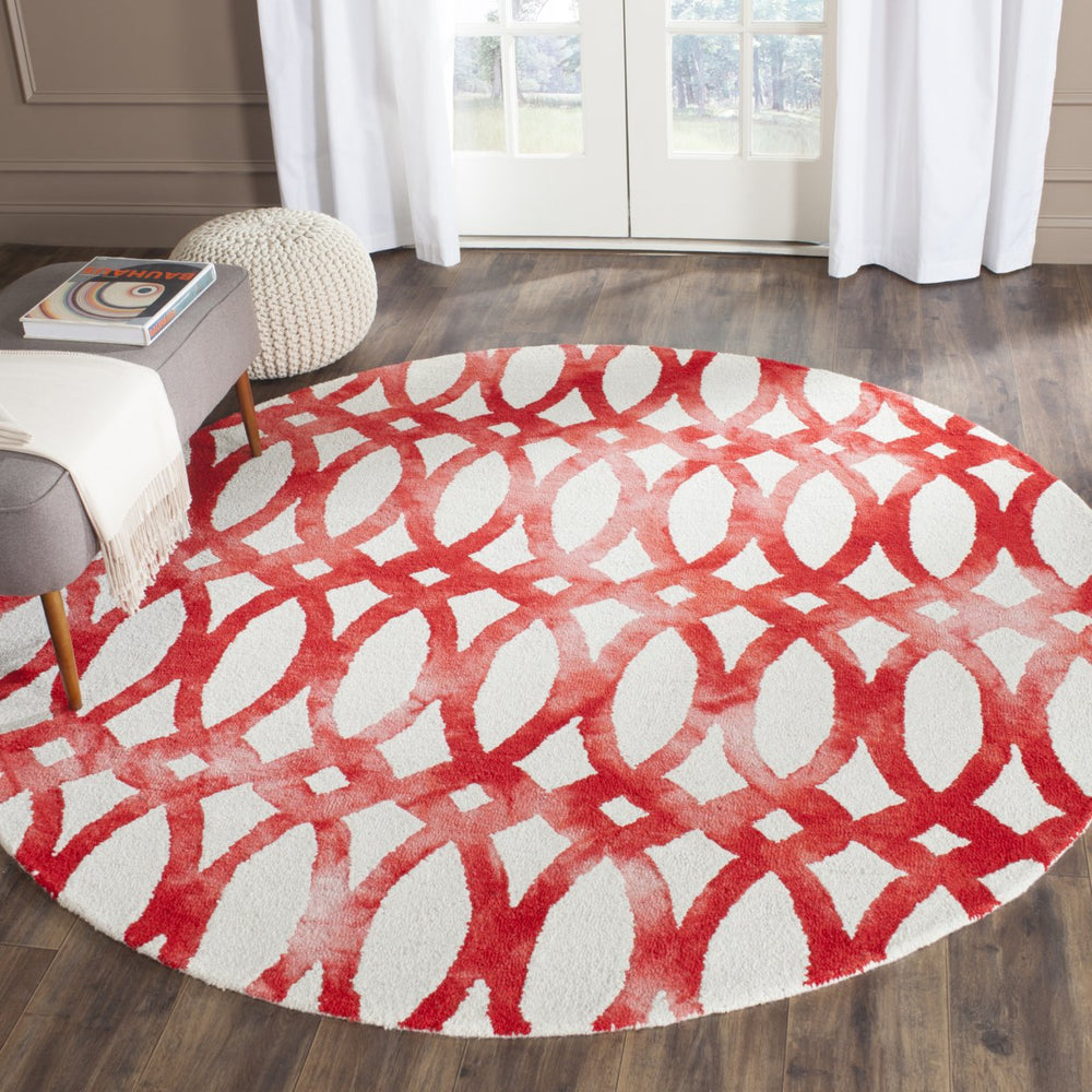 SAFAVIEH Dip Dye DDY675C Handmade Ivory / Red Rug Image 2