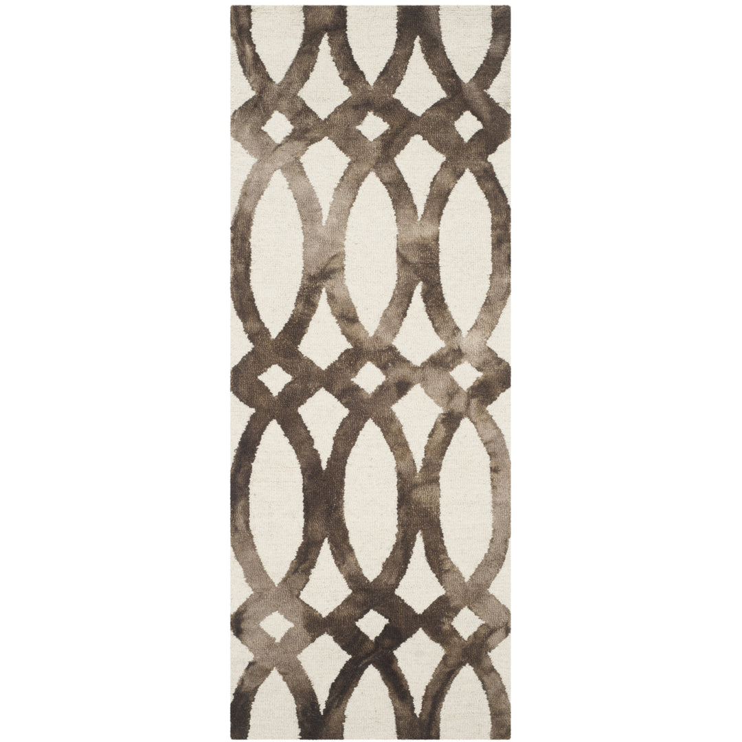 SAFAVIEH Dip Dye DDY675E Handmade Ivory / Chocolate Rug Image 4