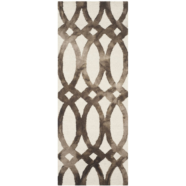 SAFAVIEH Dip Dye DDY675E Handmade Ivory / Chocolate Rug Image 1