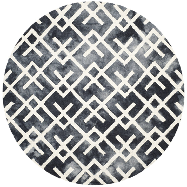 SAFAVIEH Dip Dye DDY677J Handmade Graphite / Ivory Rug Image 4