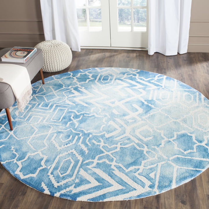 SAFAVIEH Dip Dye DDY678G Handmade Blue / Ivory Rug Image 8