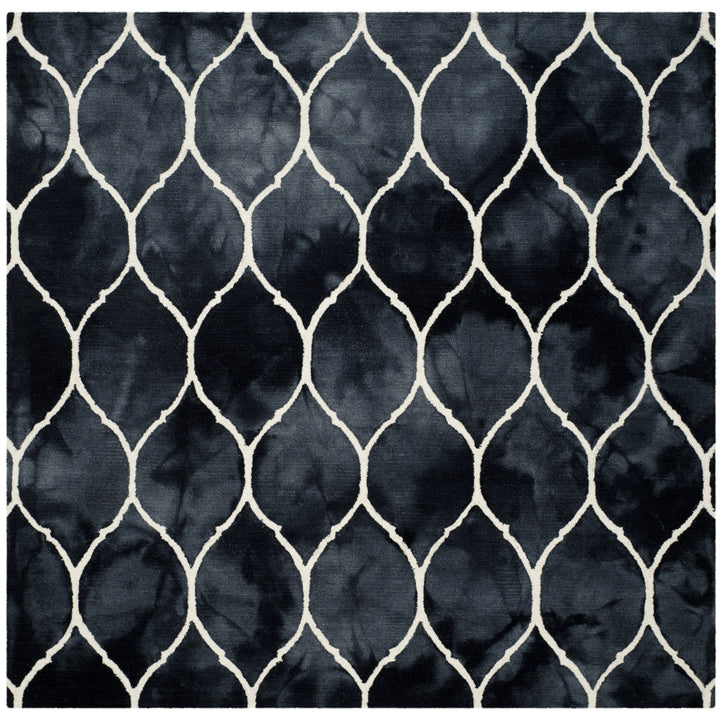 SAFAVIEH Dip Dye DDY685J Handmade Graphite / Ivory Rug Image 6