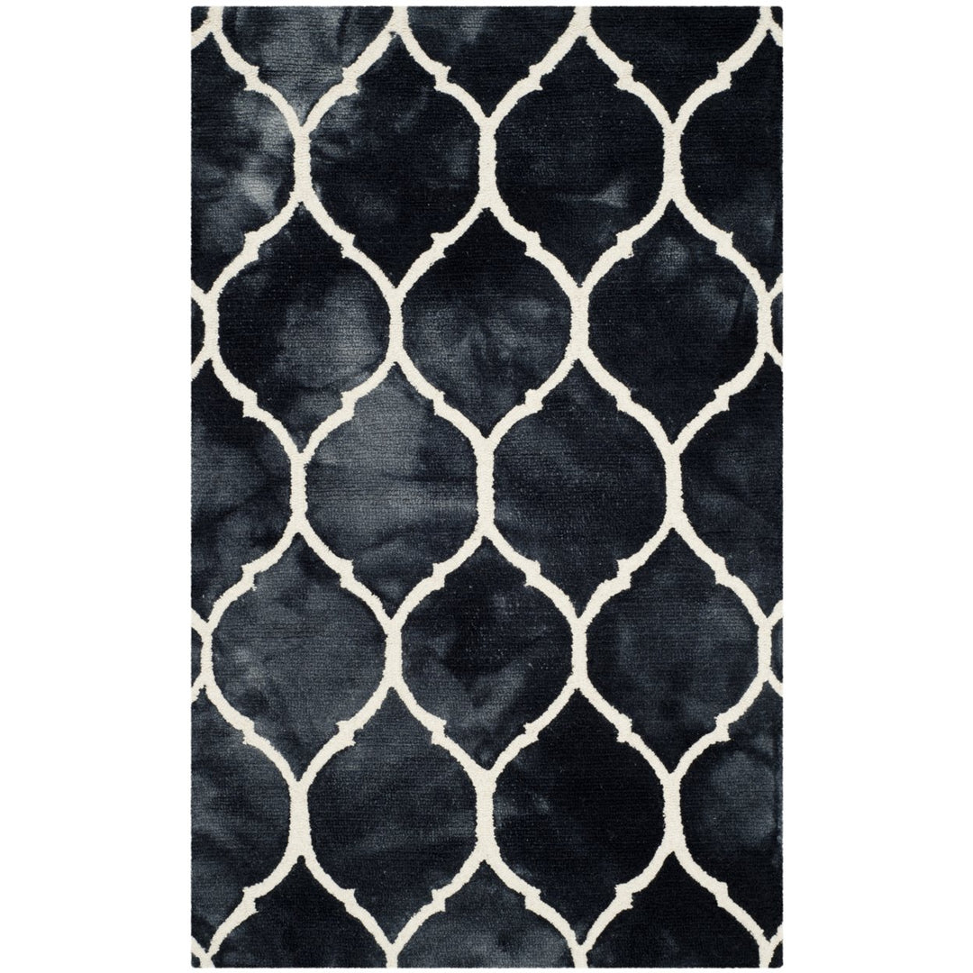 SAFAVIEH Dip Dye DDY685J Handmade Graphite / Ivory Rug Image 1