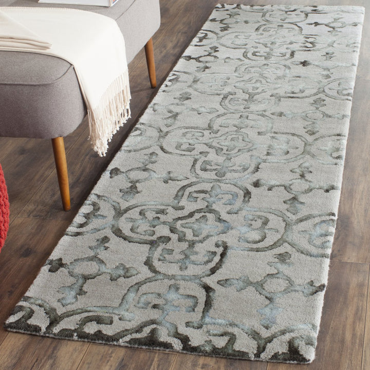 SAFAVIEH Dip Dye DDY711B Handmade Grey / Charcoal Rug Image 3