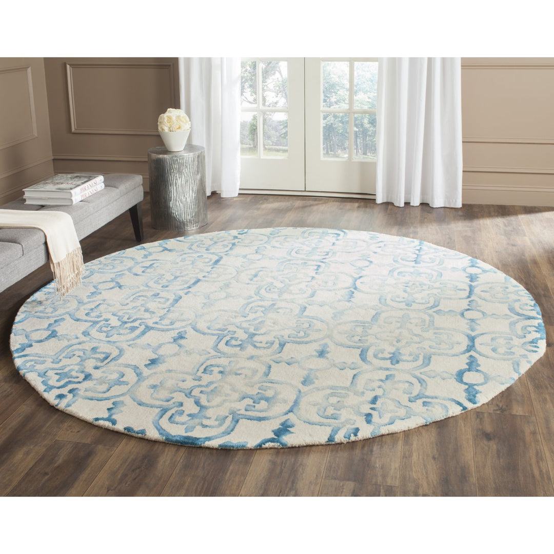 SAFAVIEH Dip Dye DDY711H Handmade Ivory / Turquoise Rug Image 2