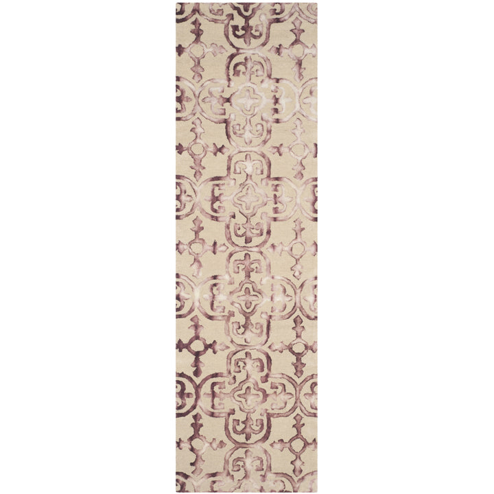 SAFAVIEH Dip Dye DDY711G Handmade Beige / Maroon Rug Image 5