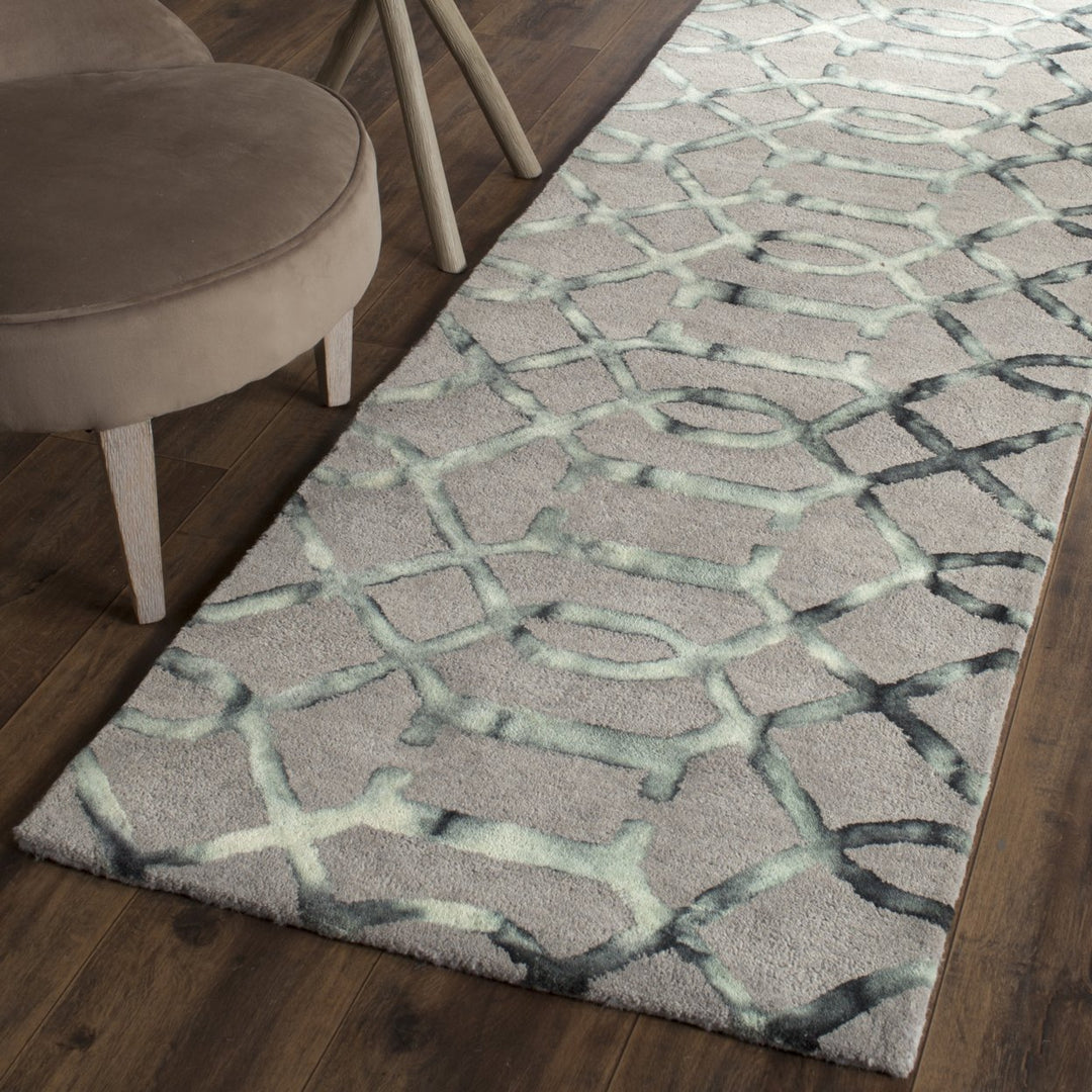 SAFAVIEH Dip Dye DDY712B Handmade Grey / Charcoal Rug Image 3