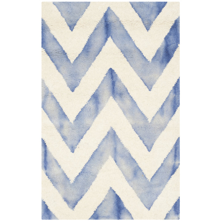 SAFAVIEH Dip Dye DDY715A Handmade Ivory / Blue Rug Image 8