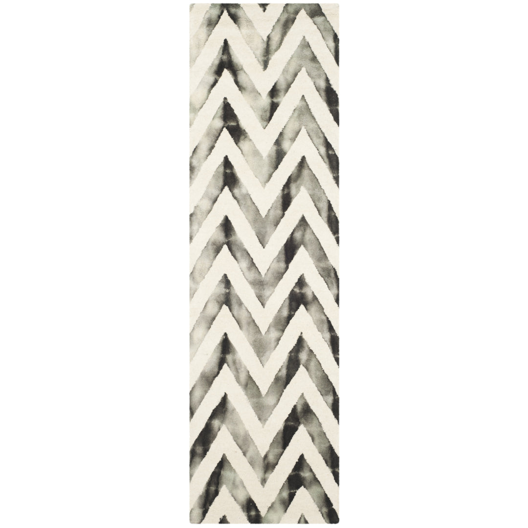 SAFAVIEH Dip Dye DDY715D Handmade Ivory / Charcoal Rug Image 5