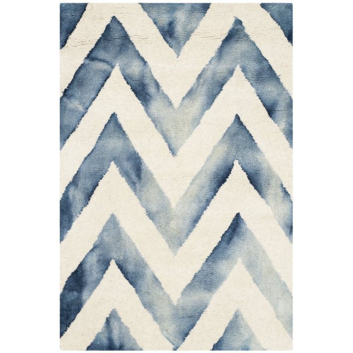 SAFAVIEH Dip Dye DDY715P Handmade Ivory / Navy Rug Image 1