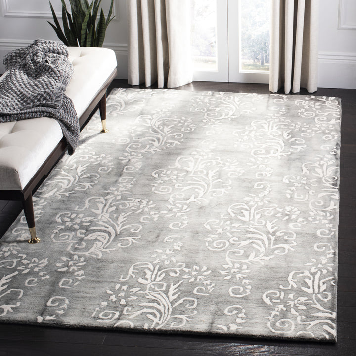 SAFAVIEH Dip Dye DDY718K Handmade Grey / Ivory Rug Image 1