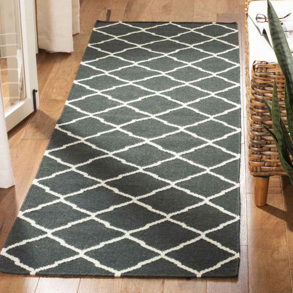 SAFAVIEH Dhurries DHU204A Handwoven Chocolate /Ivory Rug Image 2