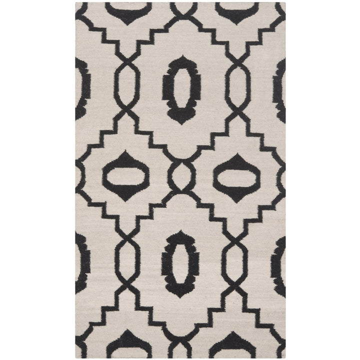 SAFAVIEH Dhurries DHU205A Handwoven Ivory / Black Rug Image 1