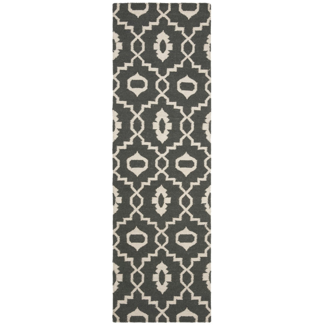 SAFAVIEH Dhurries DHU205C Handwoven Charcoal / Ivory Rug Image 1