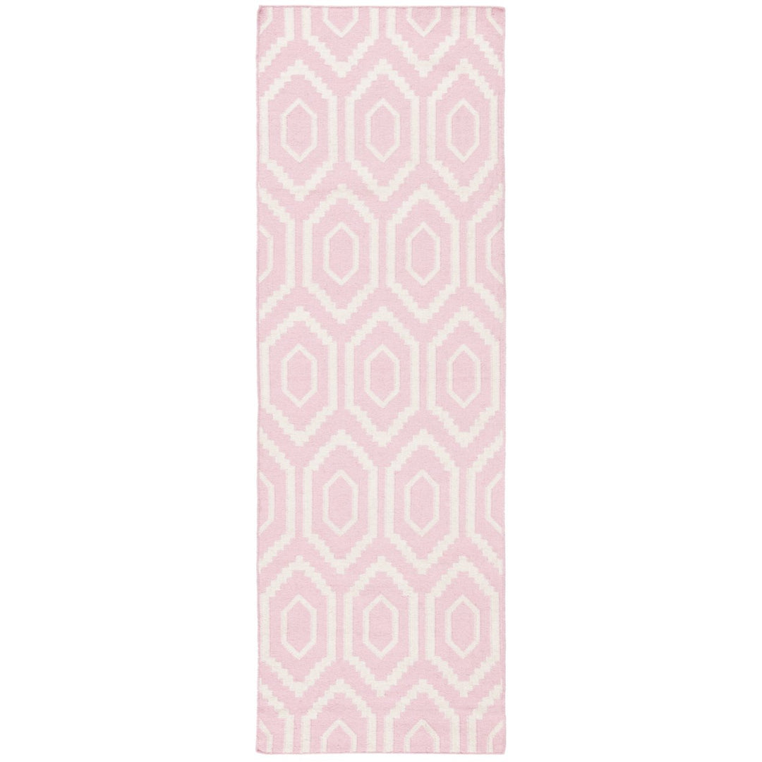 SAFAVIEH DHU556C Dhurries Pink / Ivory Image 1