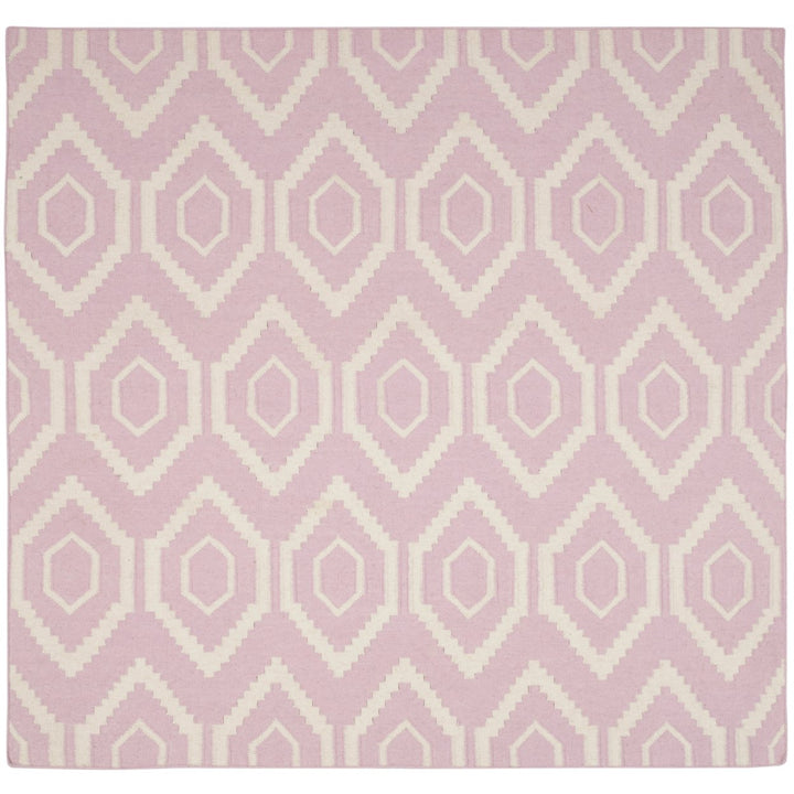 SAFAVIEH DHU556C Dhurries Pink / Ivory Image 1