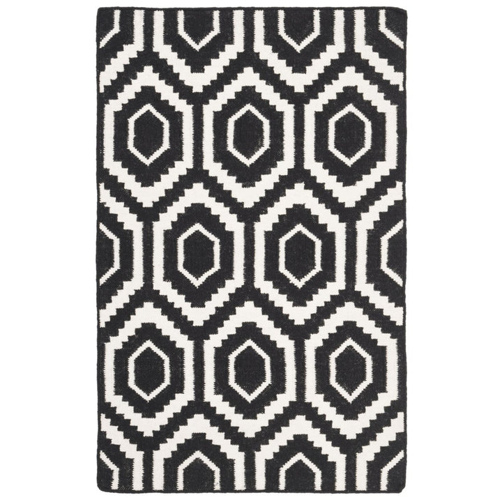 SAFAVIEH Dhurries DHU556L Handwoven Black / Ivory Rug Image 1