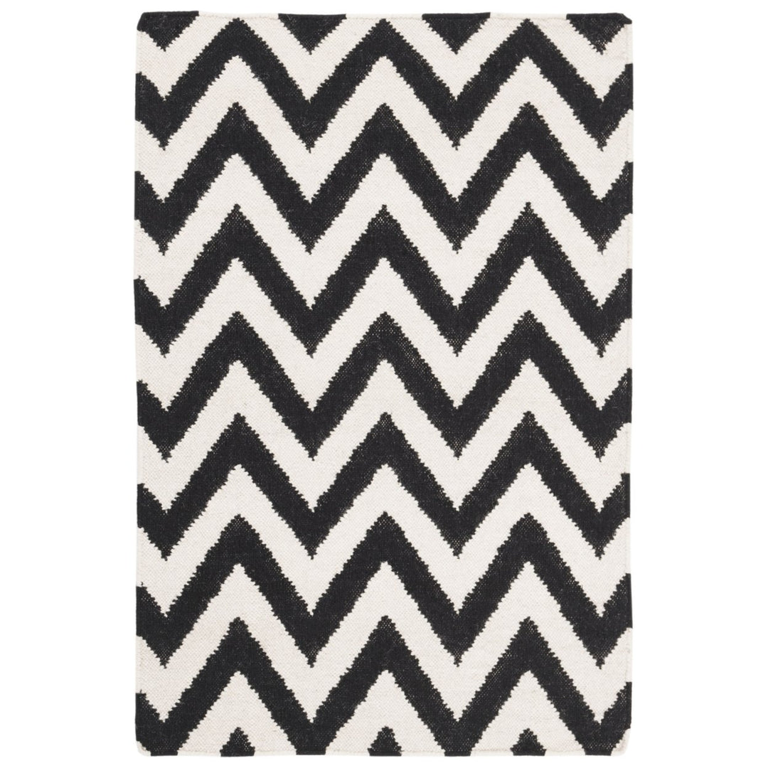 SAFAVIEH Dhurries DHU557L Handwoven Black / Ivory Rug Image 1