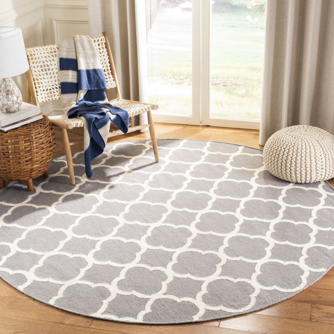 SAFAVIEH Dhurries DHU627B Handwoven Grey / Ivory Rug Image 9