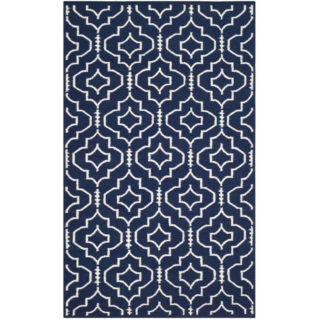 SAFAVIEH Dhurries DHU637D Handwoven Navy / Ivory Rug Image 1