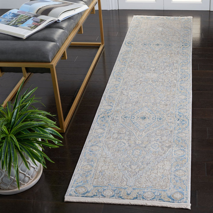 SAFAVIEH Dream Collection DRM411H Grey / Blue Rug Image 3