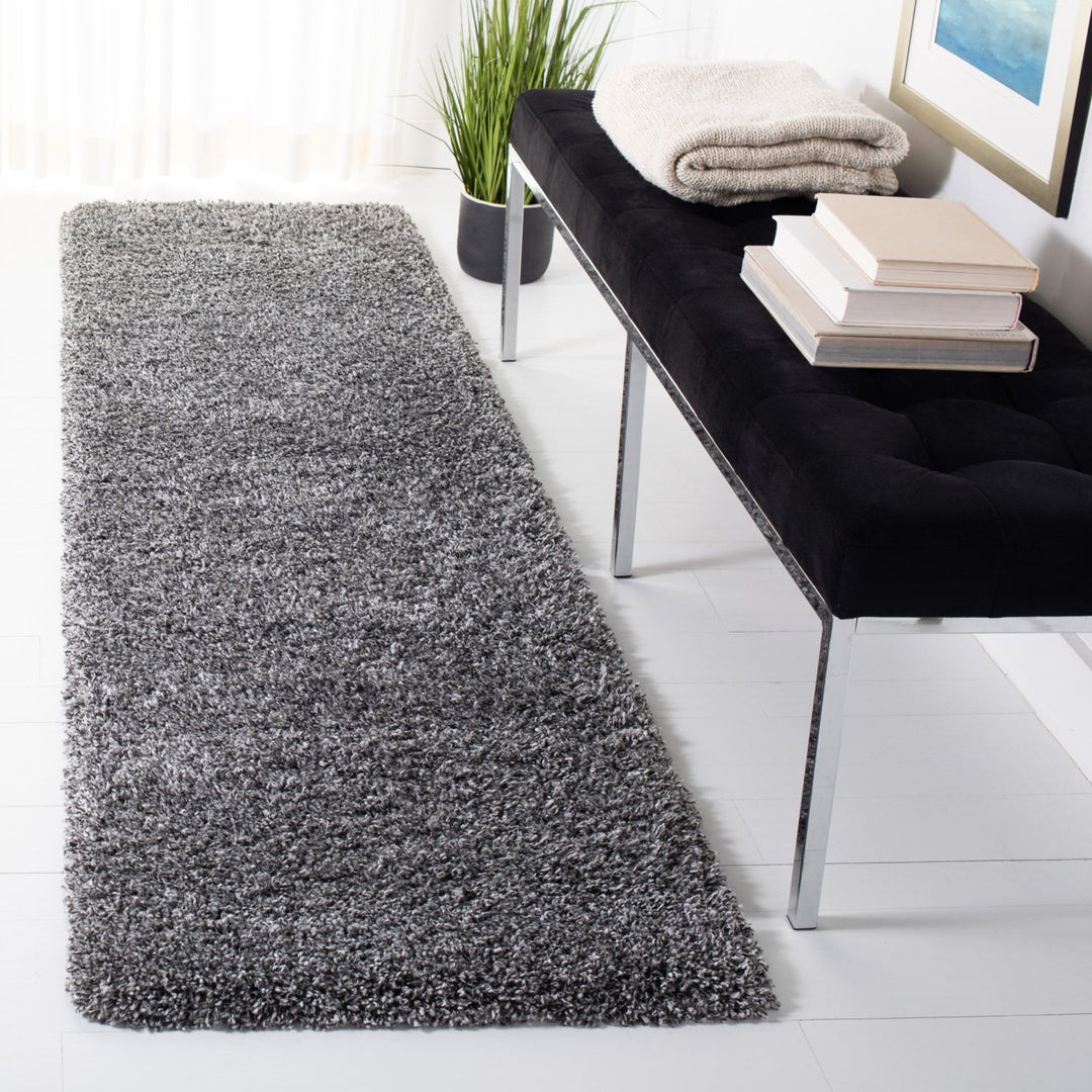 SAFAVIEH Evolution Shag Collection EVO520G Dark Grey Rug Image 3