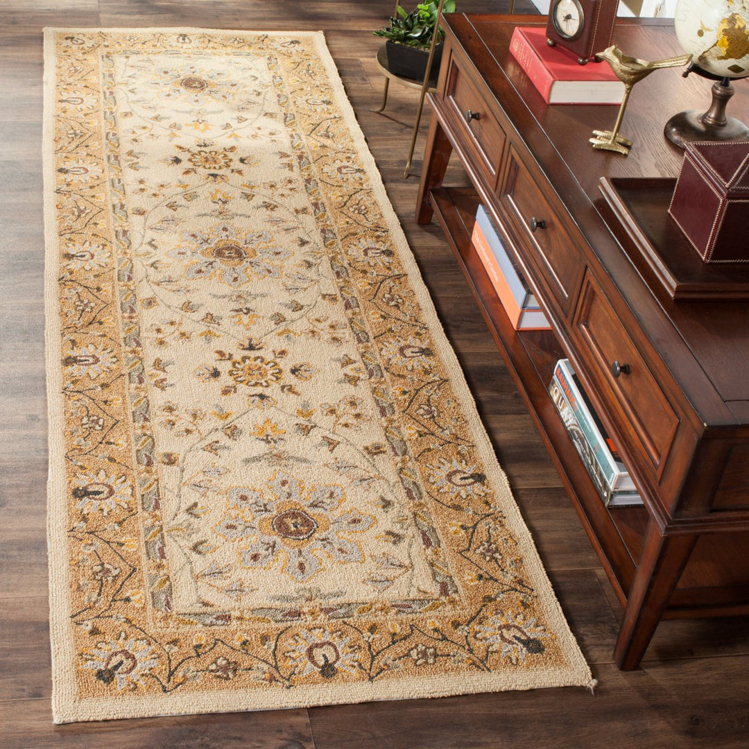 SAFAVIEH Easy Care EZC751D Ivory / Beige Rug Image 3