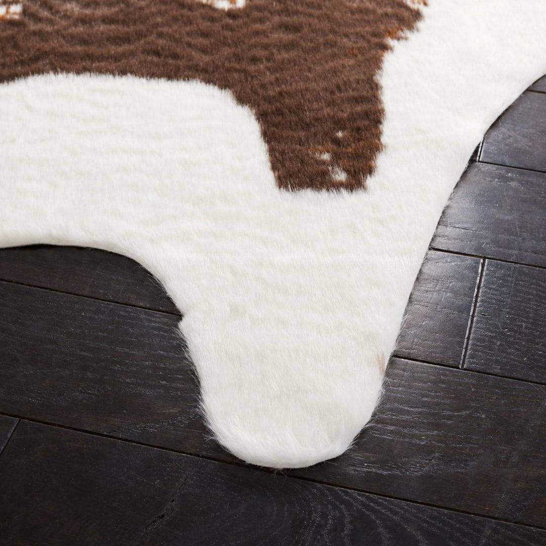 SAFAVIEH Faux Cow Hide FCH202A Ivory / Dark Brown Rug Image 3