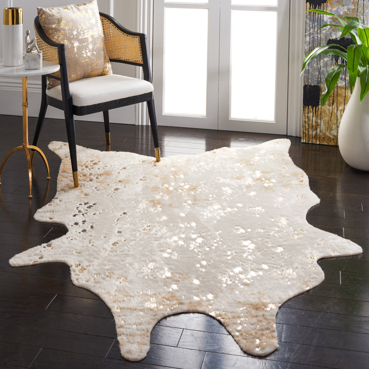 SAFAVIEH Faux Cow Hide FCH207D Beige / Gold Rug Image 1