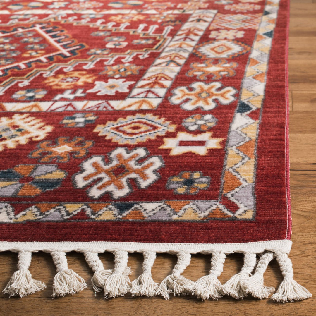 SAFAVIEH Farmhouse FMH814Q Red / Ivory Rug Image 5