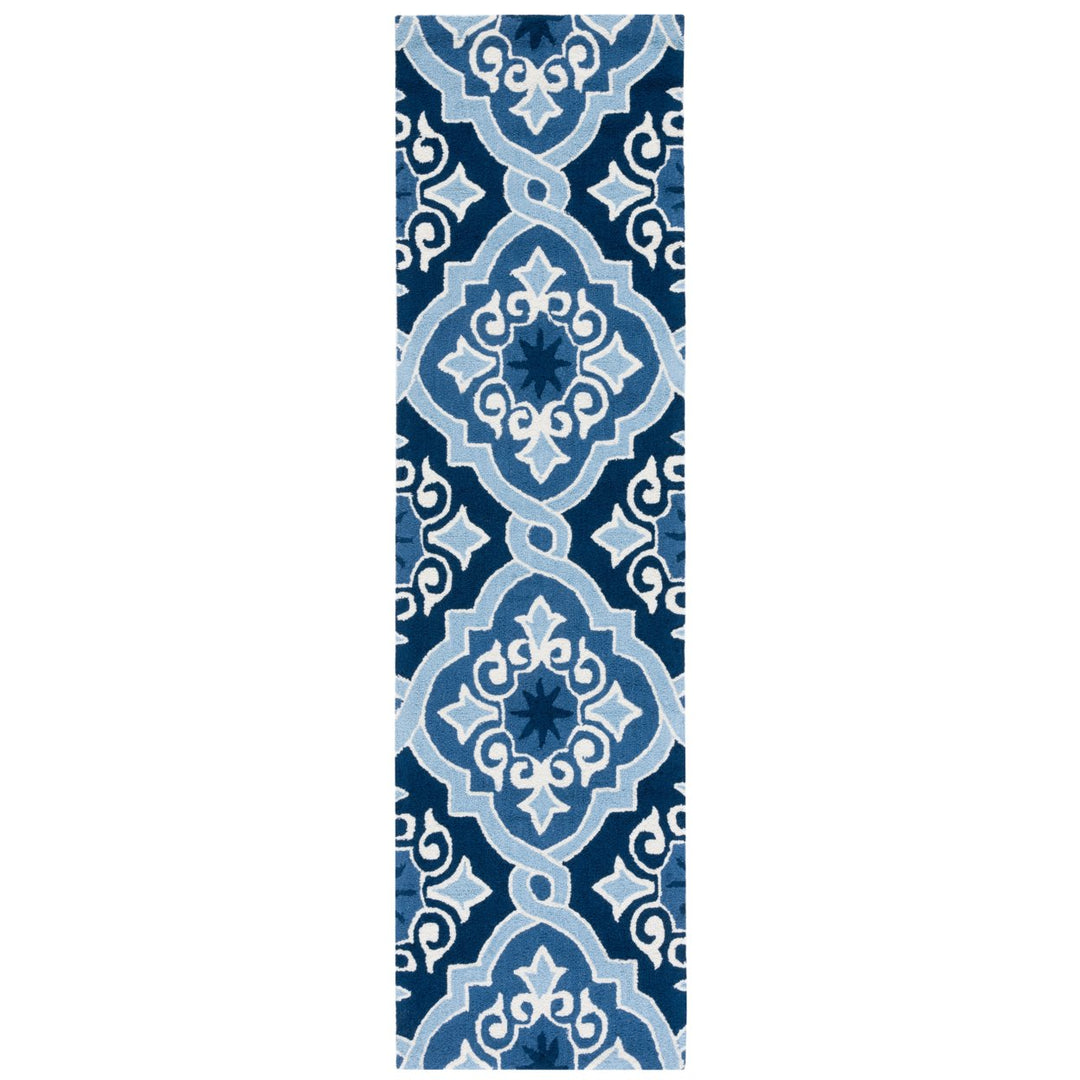 SAFAVIEH Four Seasons FRS231B Navy / Blue Rug Image 1