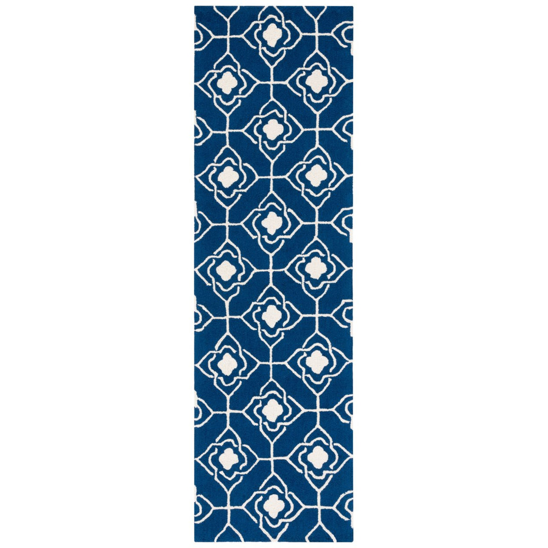 SAFAVIEH Four Seasons FRS233H Navy / Ivory Rug Image 1