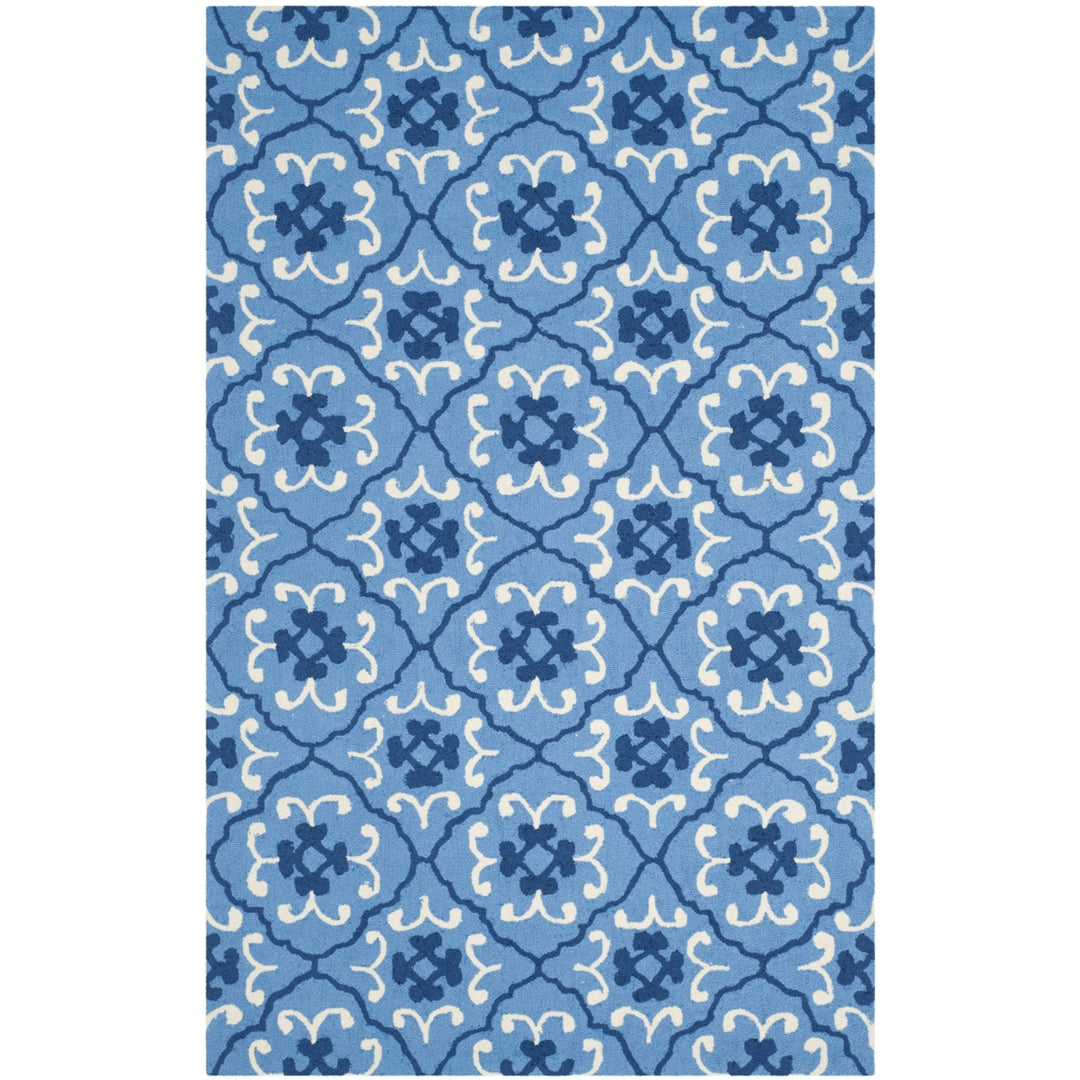 SAFAVIEH Four Seasons FRS234A Blue / Ivory Rug Image 1