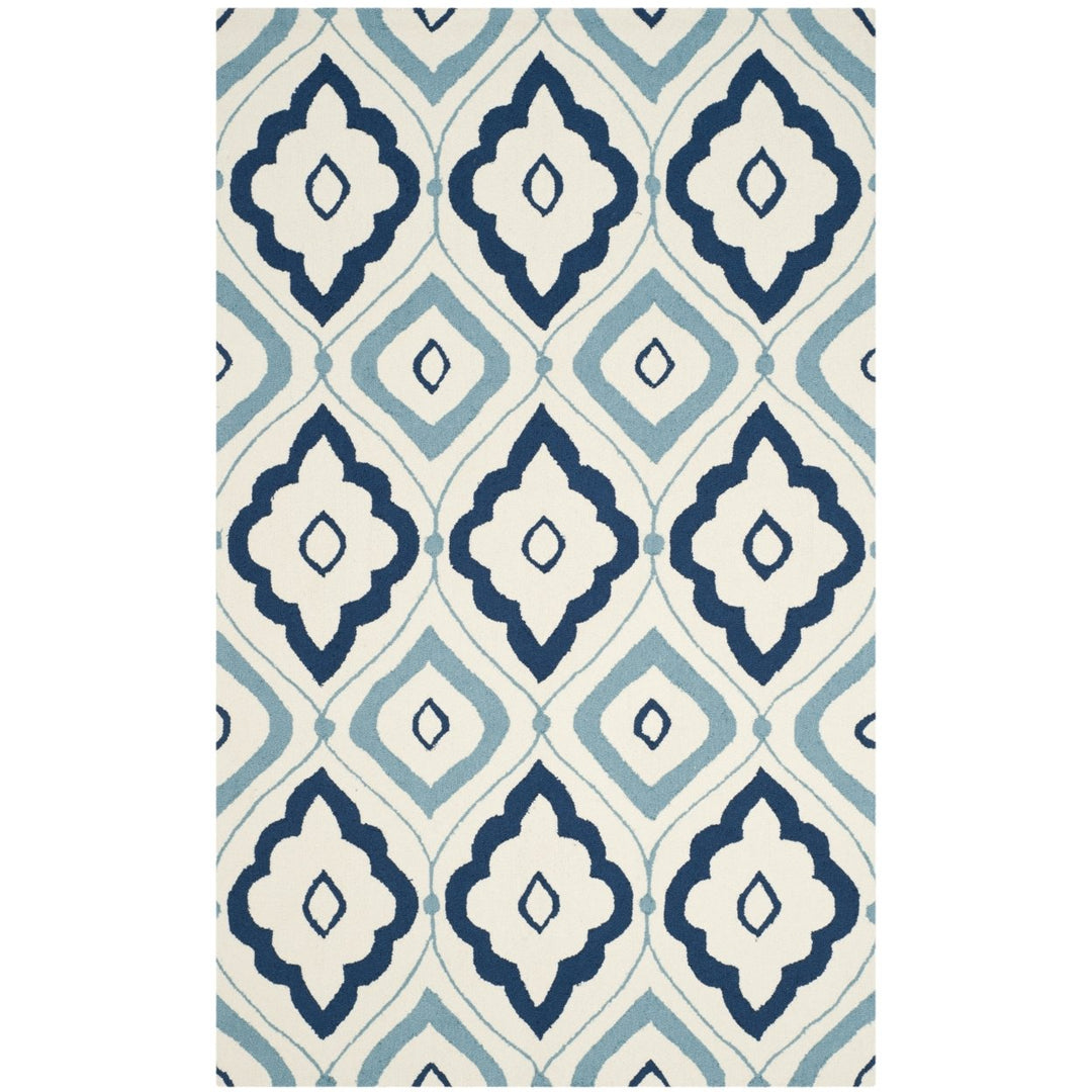 SAFAVIEH Four Seasons FRS235N Ivory / Navy Rug Image 1