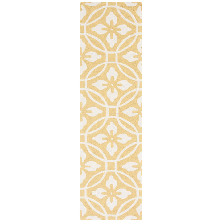 SAFAVIEH Four Seasons FRS236D Gold / Ivory Rug Image 1