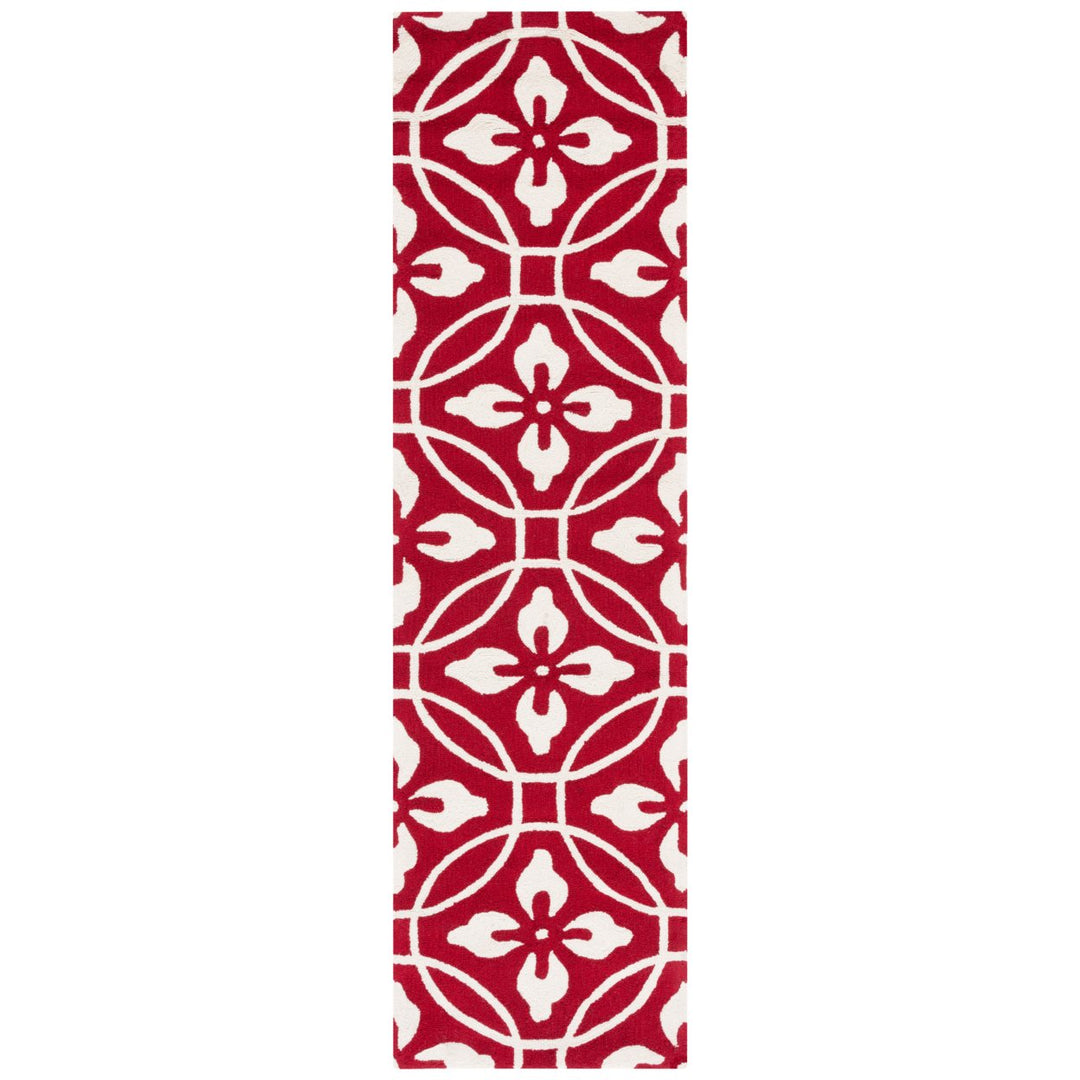 SAFAVIEH Four Seasons FRS236R Red / Ivory Rug Image 3