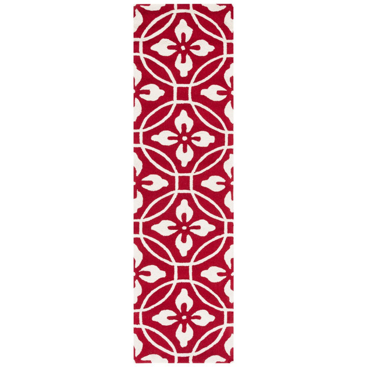 SAFAVIEH Four Seasons FRS236R Red / Ivory Rug Image 3