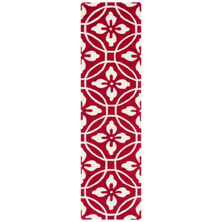 SAFAVIEH Four Seasons FRS236R Red / Ivory Rug Image 1