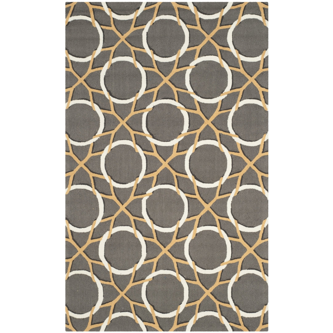 SAFAVIEH Four Seasons FRS238B Grey / Ivory Rug Image 5