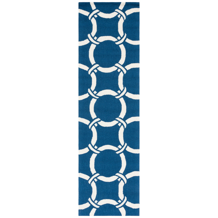 SAFAVIEH Four Seasons FRS243H Navy / Ivory Rug Image 3