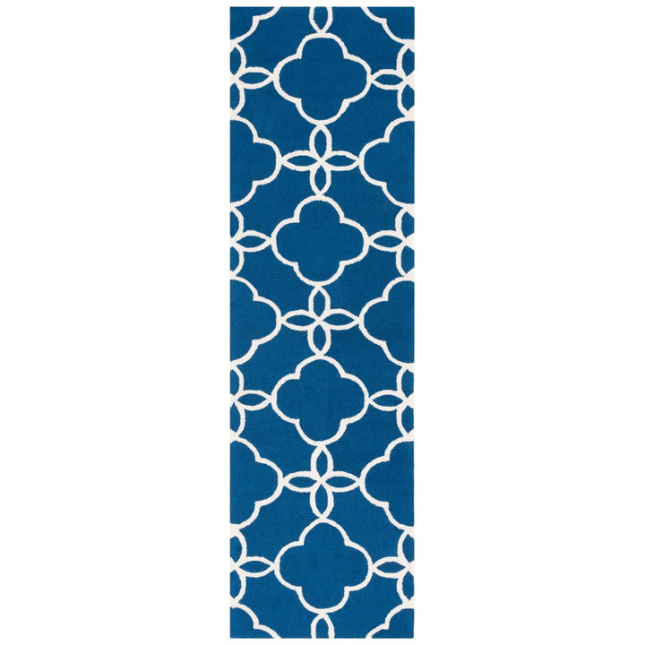 SAFAVIEH Four Seasons FRS246H Navy / Ivory Rug Image 1